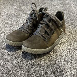 Women’s Size 10 Out N’ About sneakers